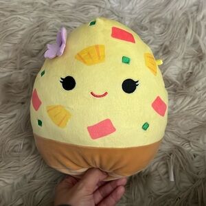 Fruit (?) squishmallow